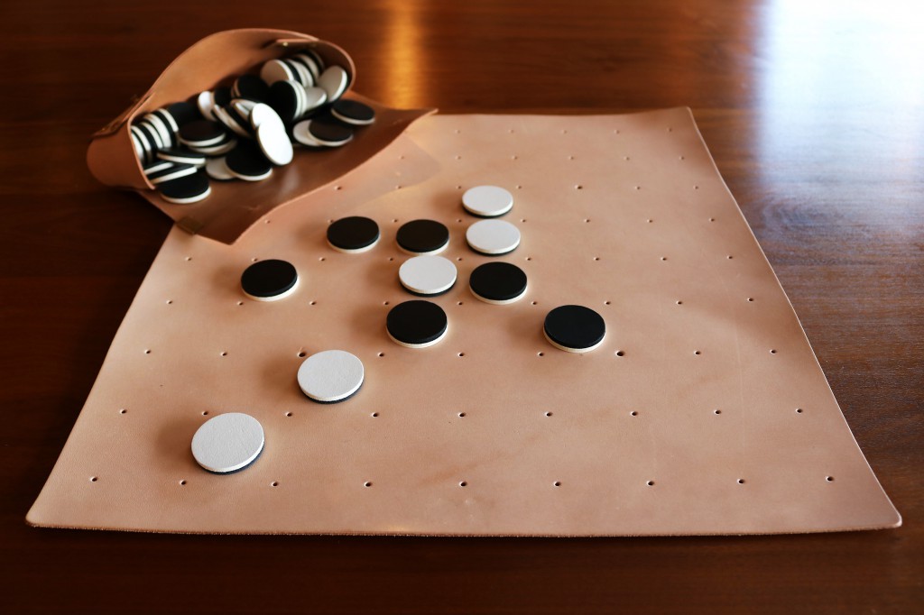 REAL LEATHER REVERSI　2